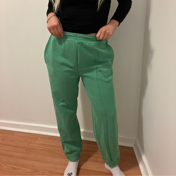 Green H&M Sweatpants - Picture 3 of 4